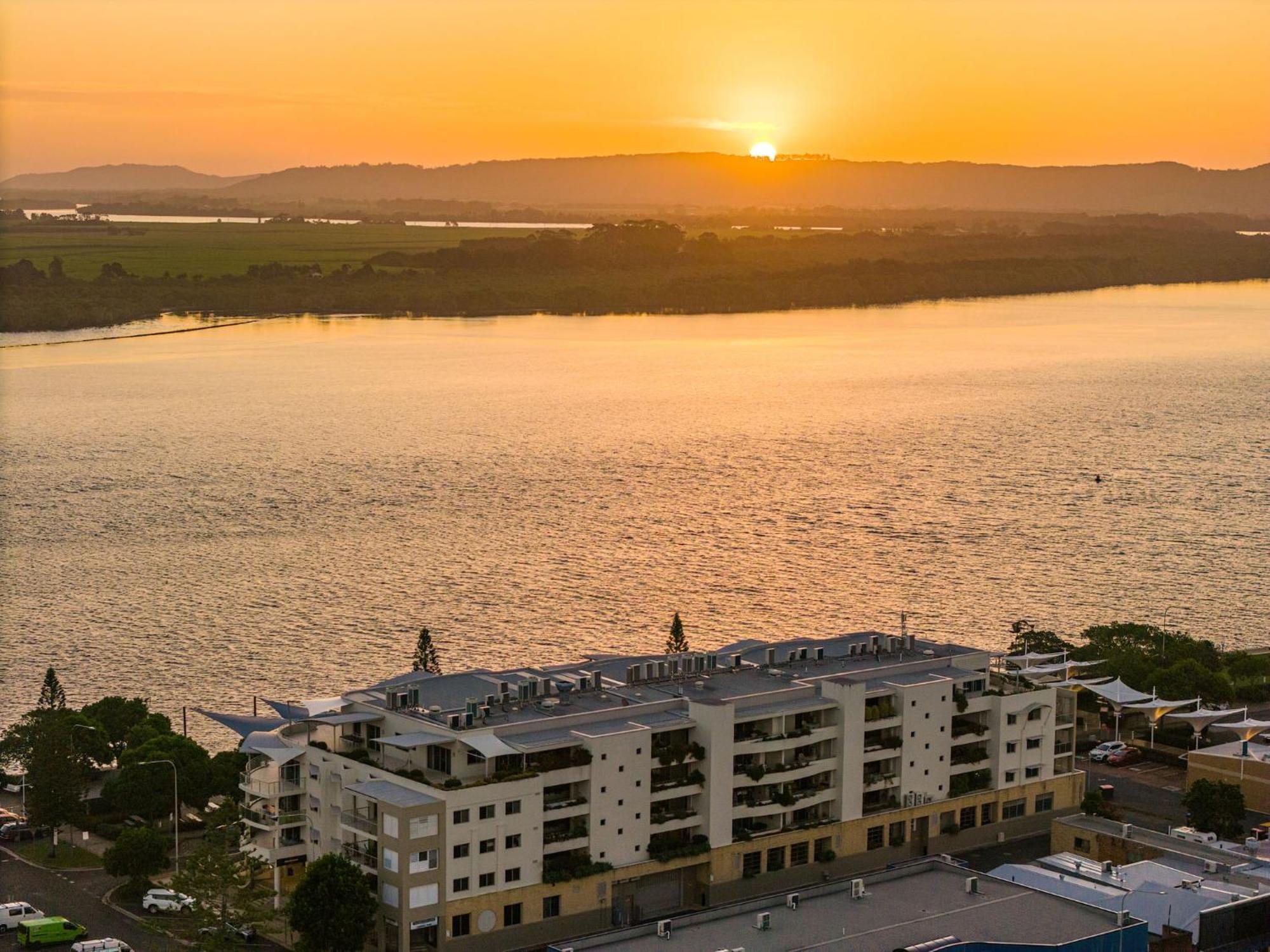 Riverside Holiday Apartments Ballina Esterno foto