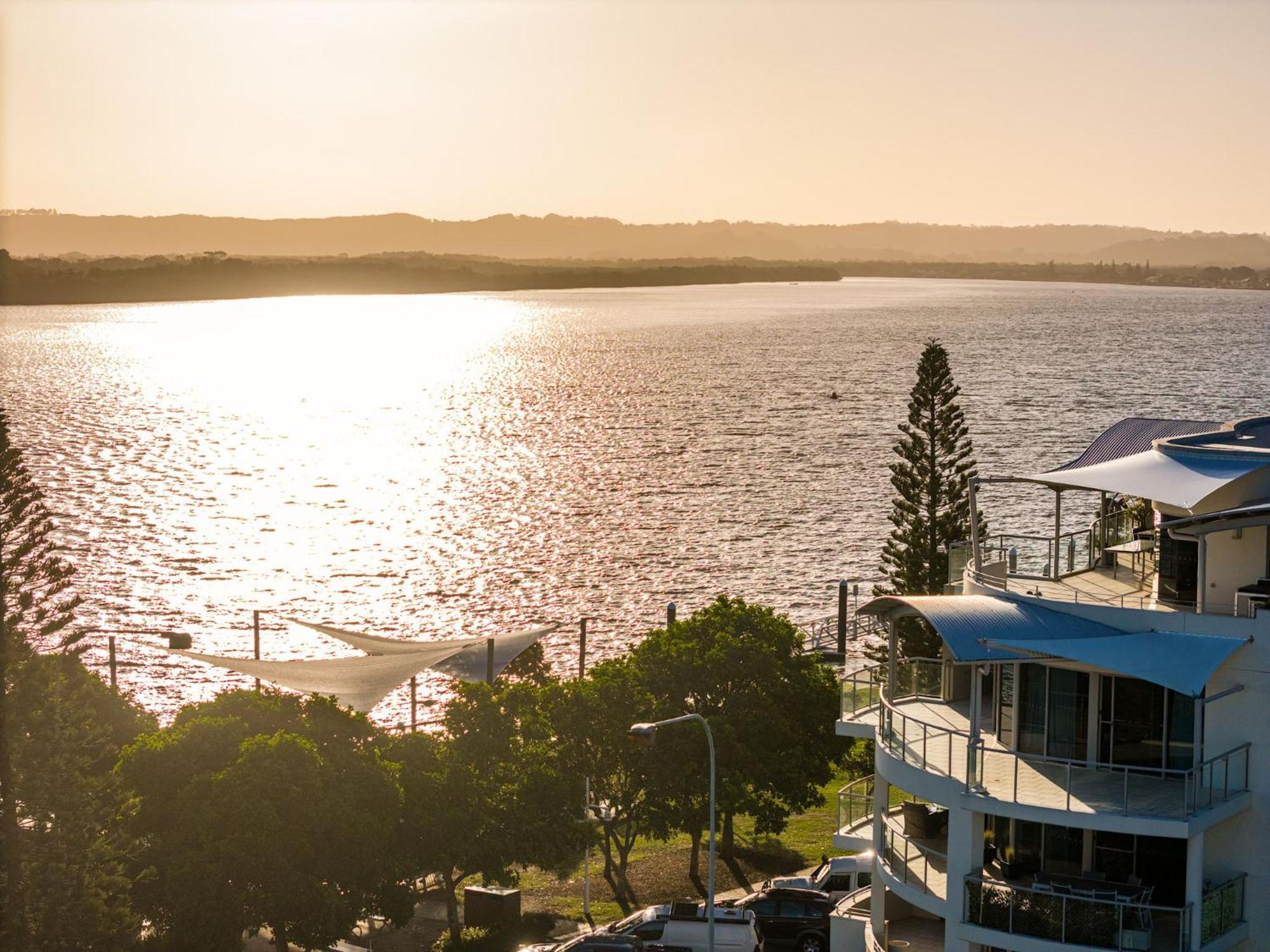 Riverside Holiday Apartments Ballina Esterno foto
