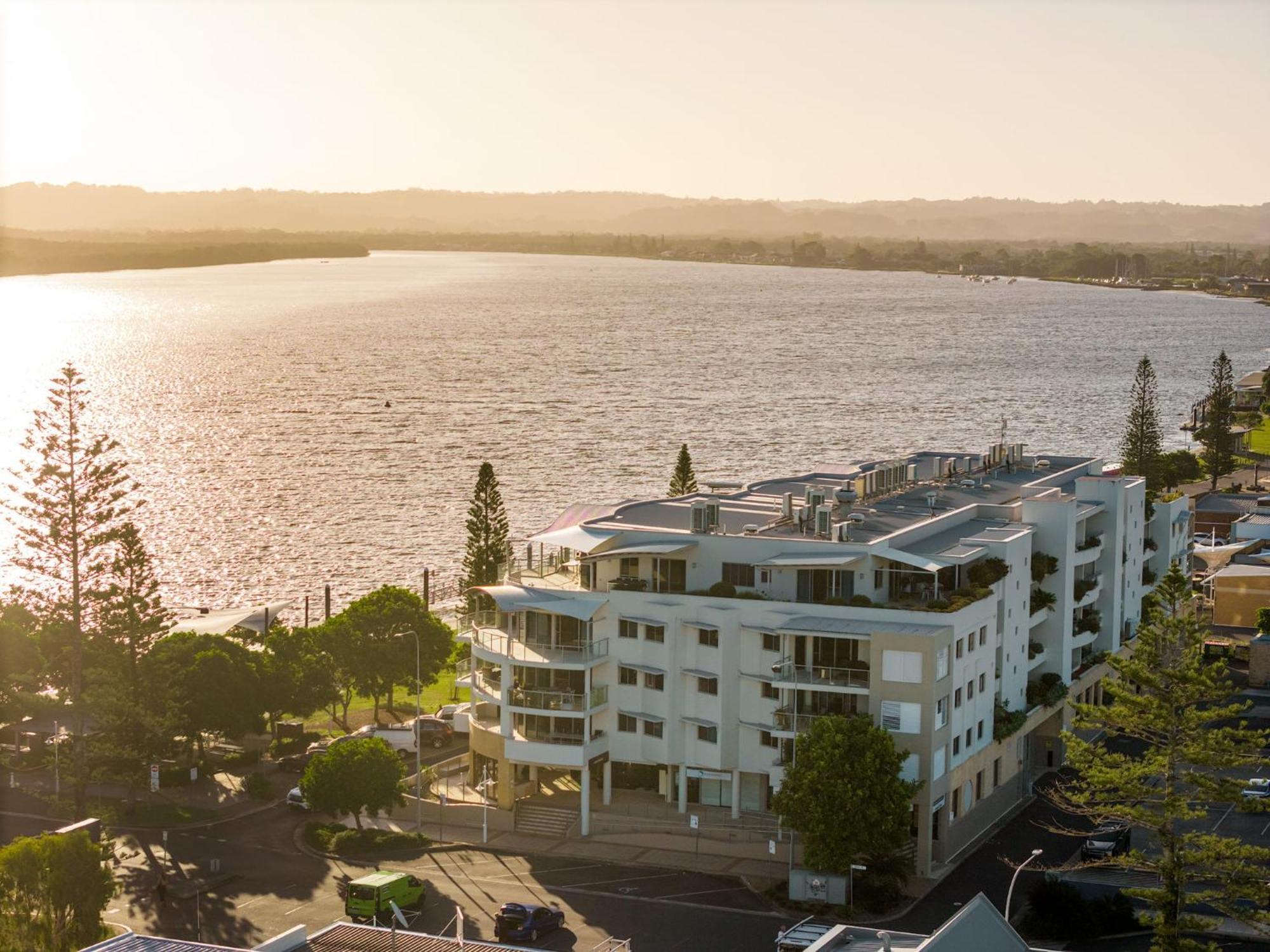 Riverside Holiday Apartments Ballina Esterno foto