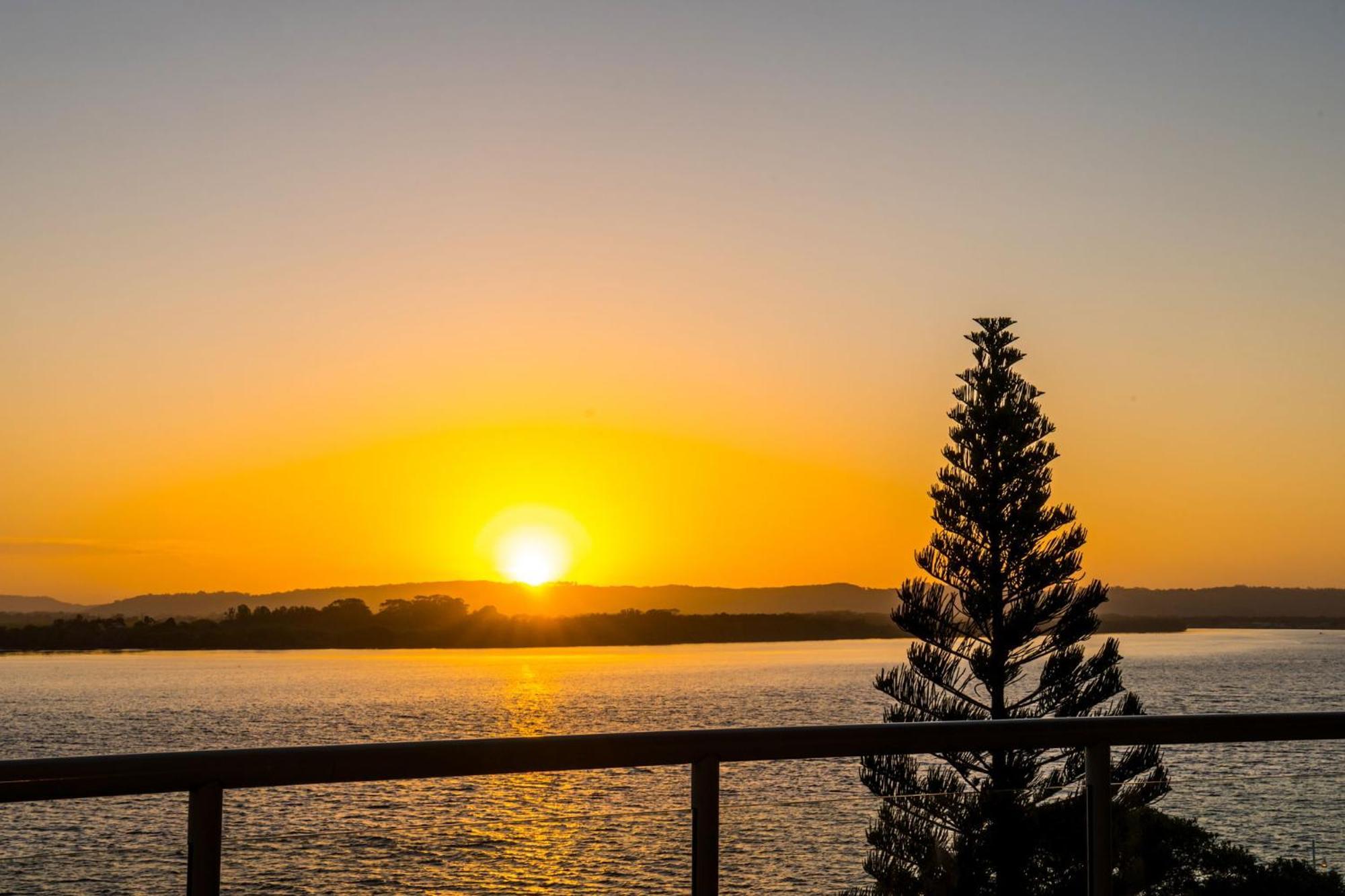 Riverside Holiday Apartments Ballina Esterno foto